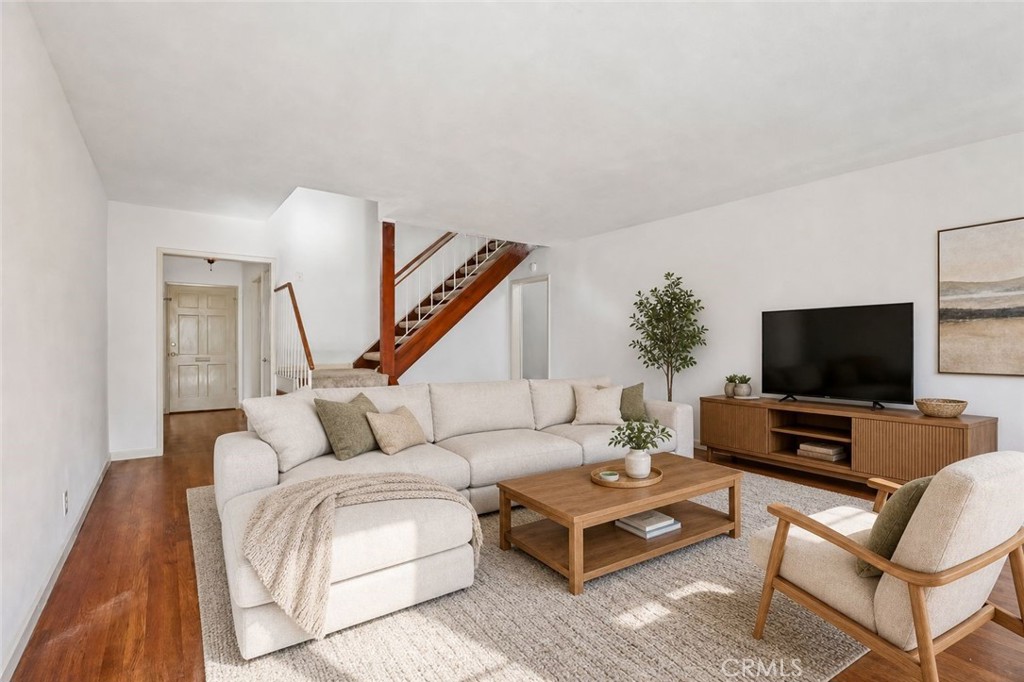 3672 Hackett Property Photo 2