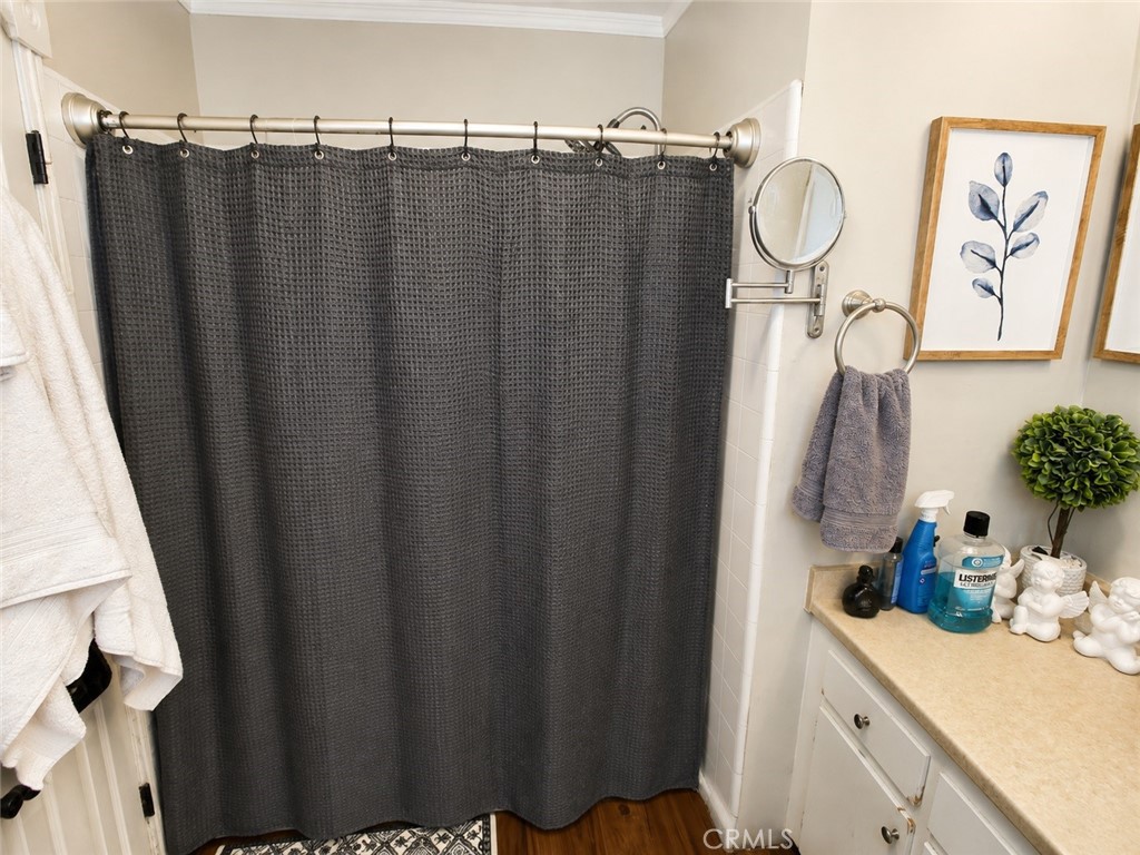 1805 E 6th Property Photo 15
