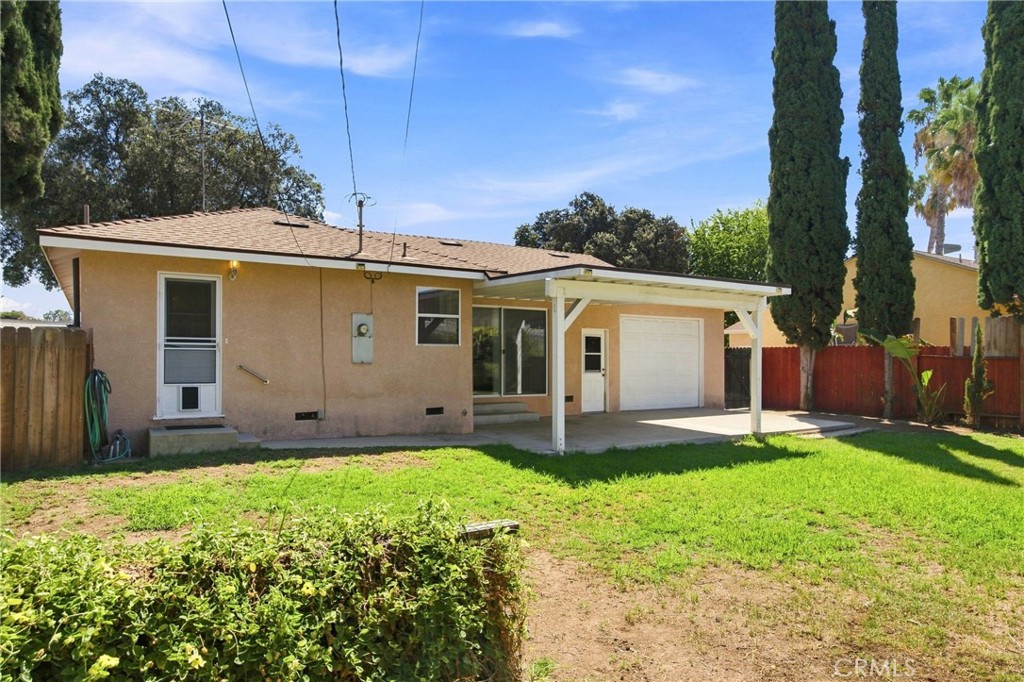 1119 S Adams Property Photo 30
