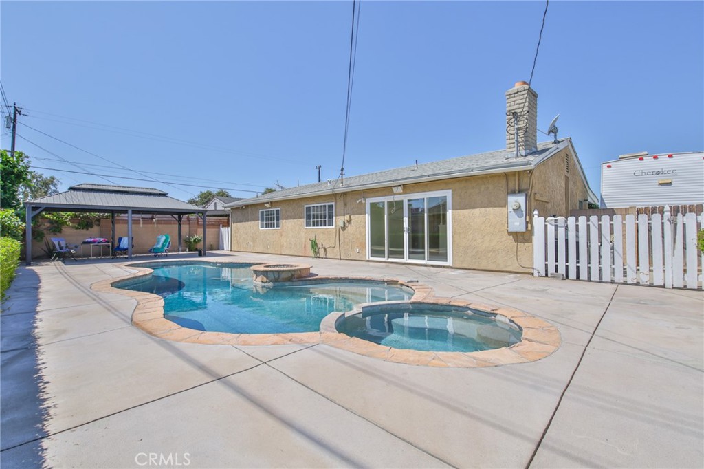 10012 St Stephen Property Photo 15