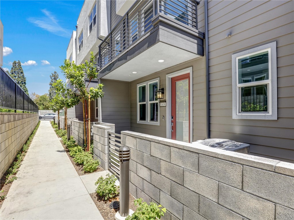 1839 Lychee St Property Photo 3