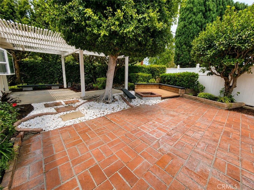 6273 Bataan Property Photo 34