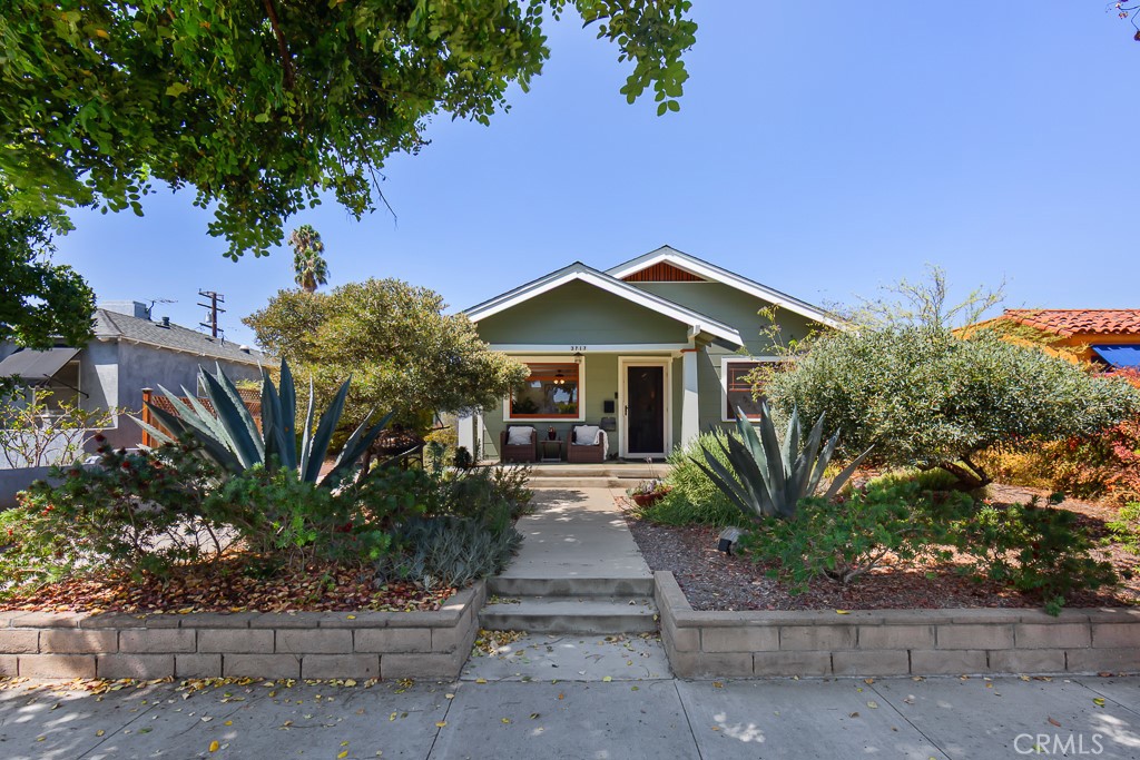 3717 Falcon Avenue Property Photo 1