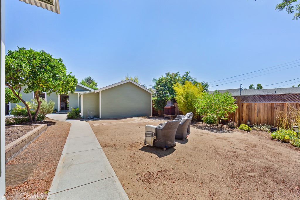 3717 Falcon Avenue Property Photo 31