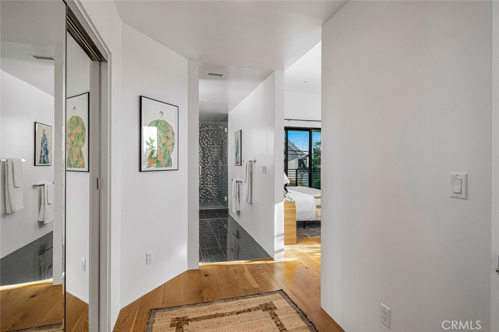 5776 Campo Walk Property Photo 47