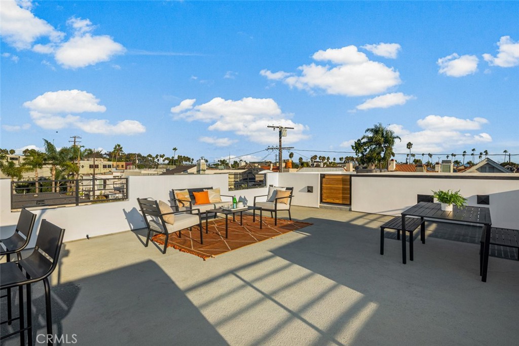 5776 Campo Walk Property Photo 51