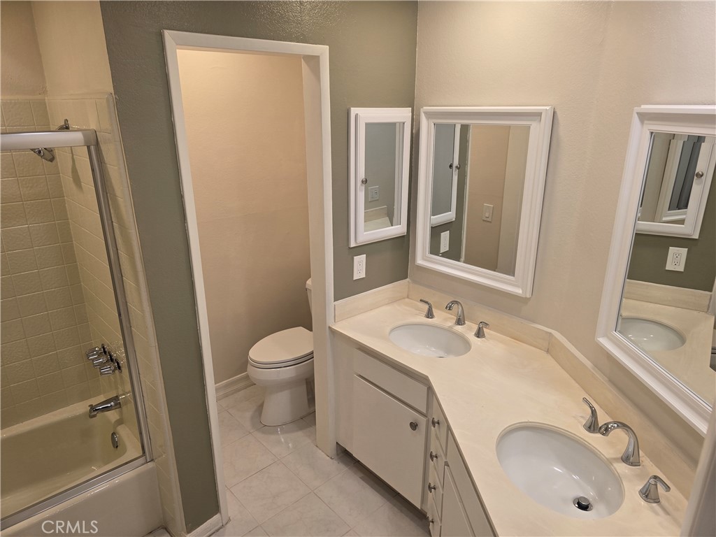 335 N Adams 106 Property Photo 10