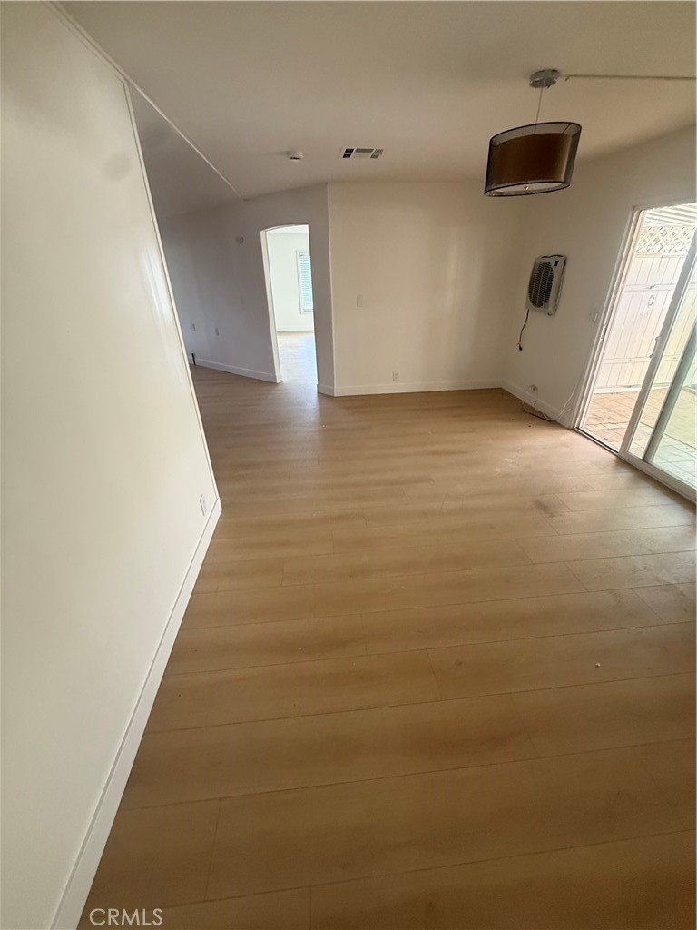 112 Aliso Property Photo 4