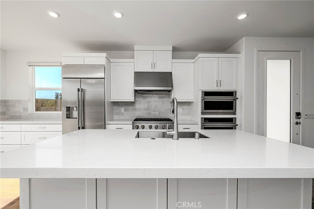 1002 Citron Property Photo 2