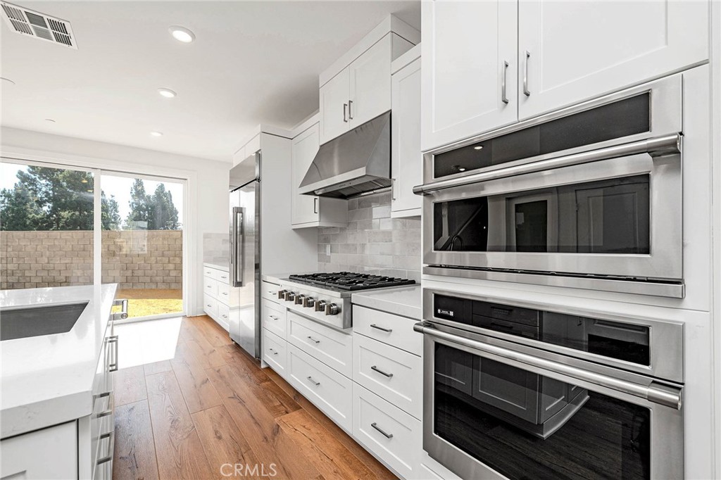 1002 Citron Property Photo 4