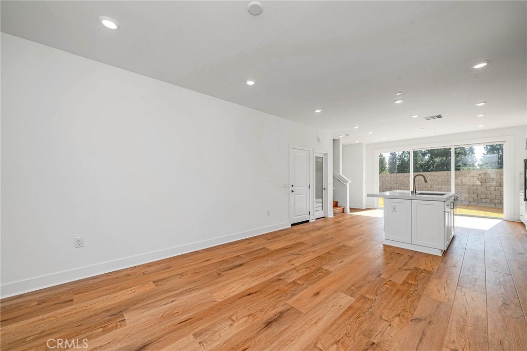 1002 Citron Property Photo 7