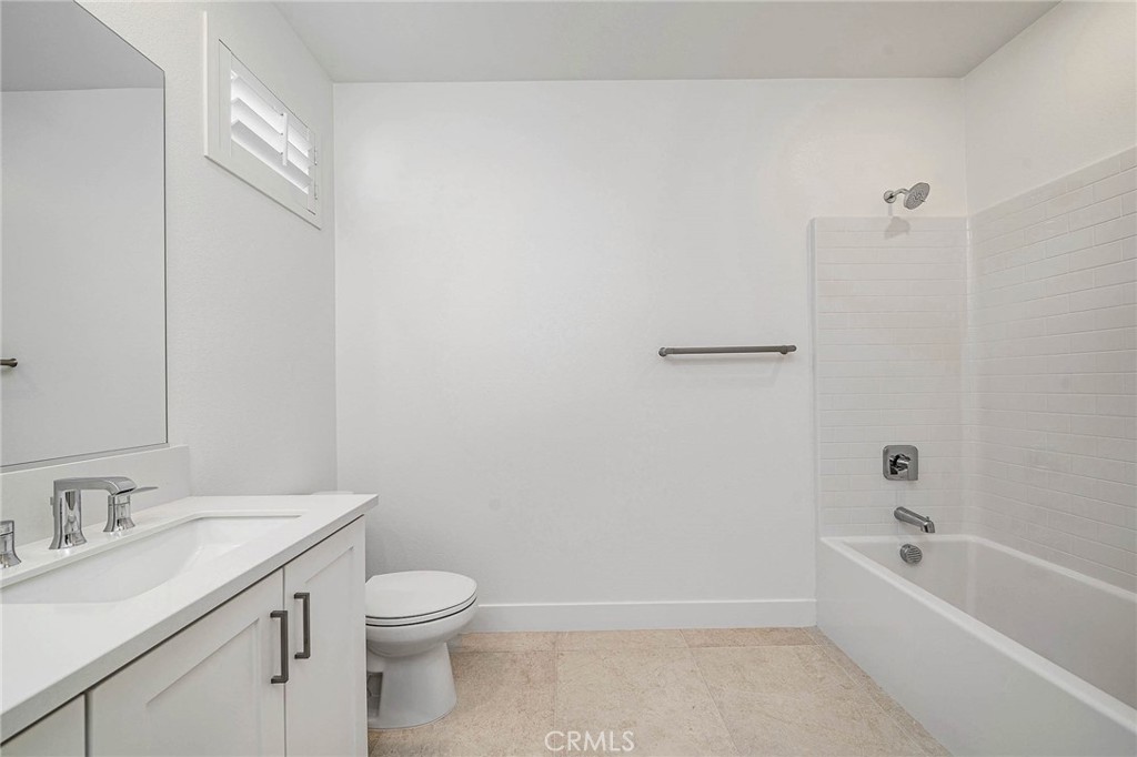 1002 Citron Property Photo 31