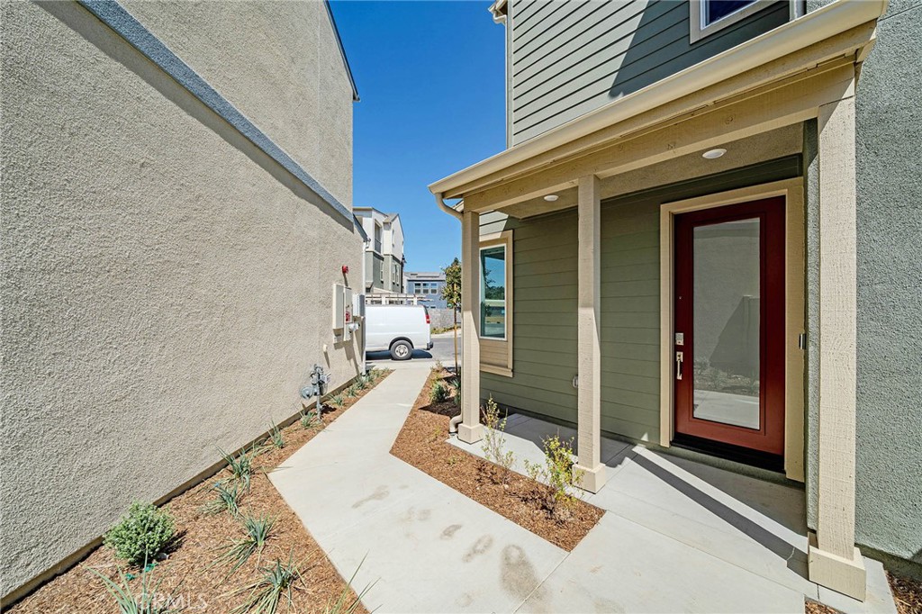 1002 Citron Property Photo 38