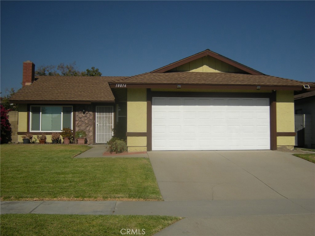18016 Stowers Property Photo 1