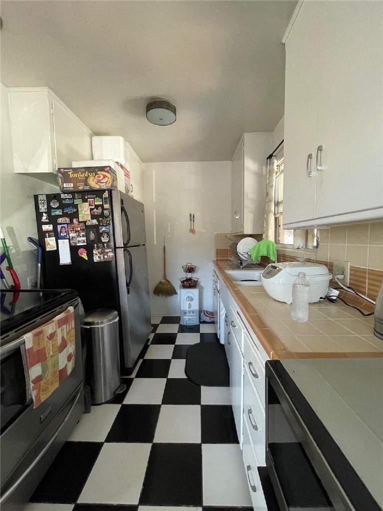 1035 E Appleton Street 2 Property Photo 8