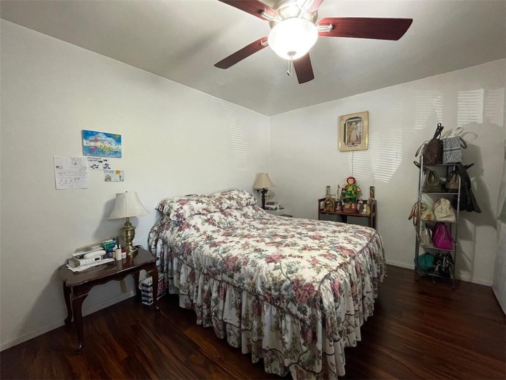 1035 E Appleton Street 2 Property Photo 11