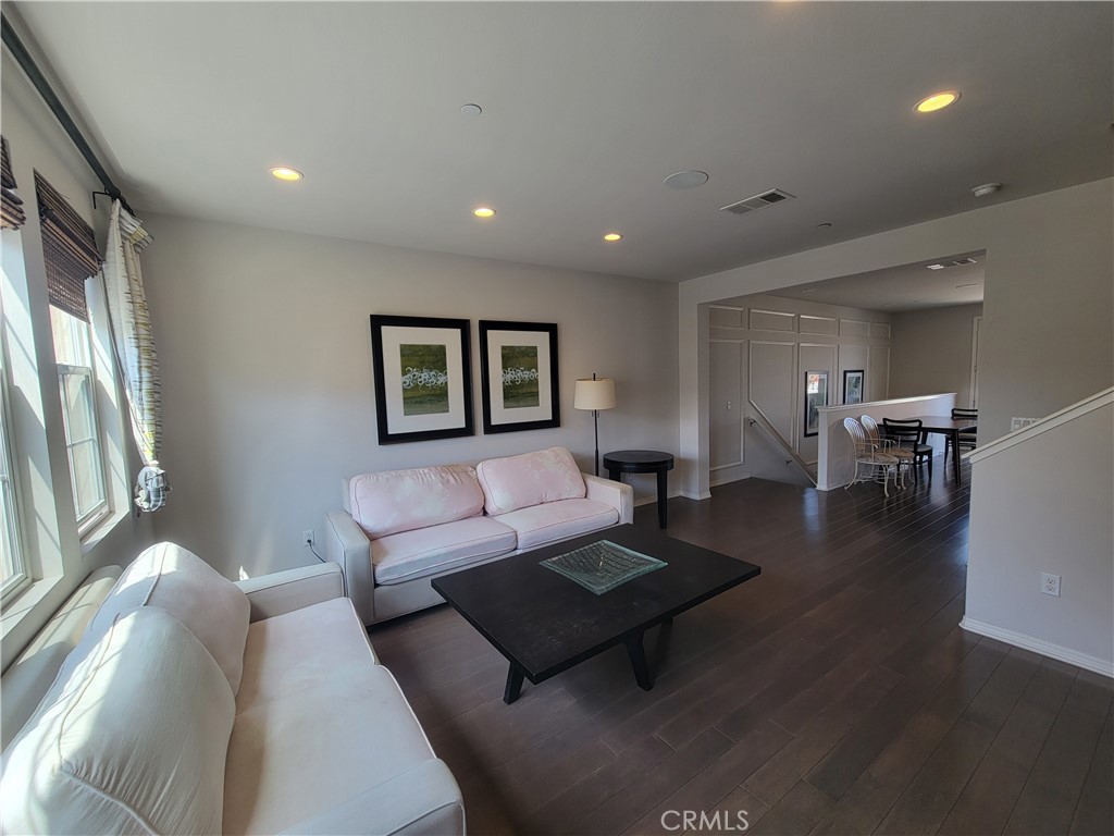 808 Santa Fe Avenue C Property Photo 10
