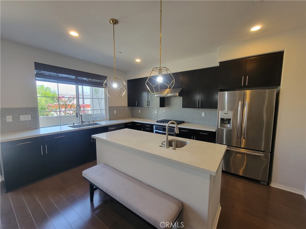 808 Santa Fe Avenue C Property Photo 13