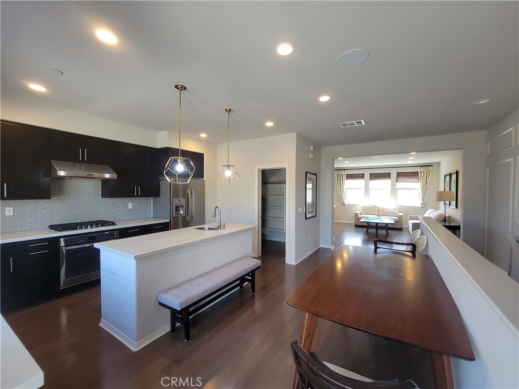 808 Santa Fe Avenue C Property Photo 18