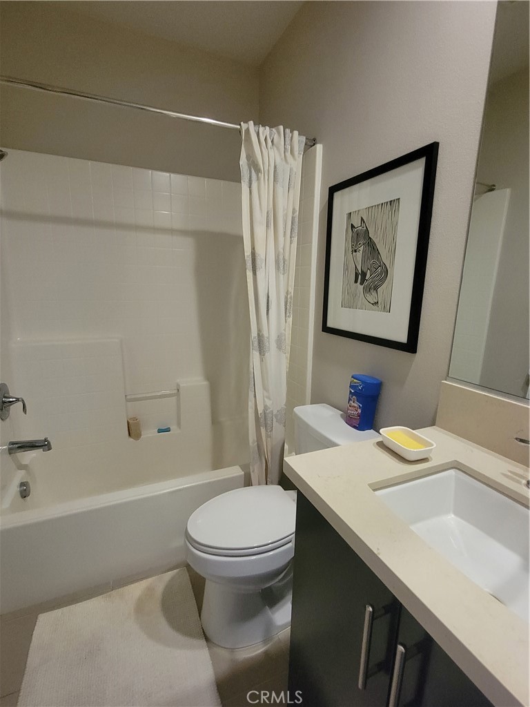 808 Santa Fe Avenue C Property Photo 24