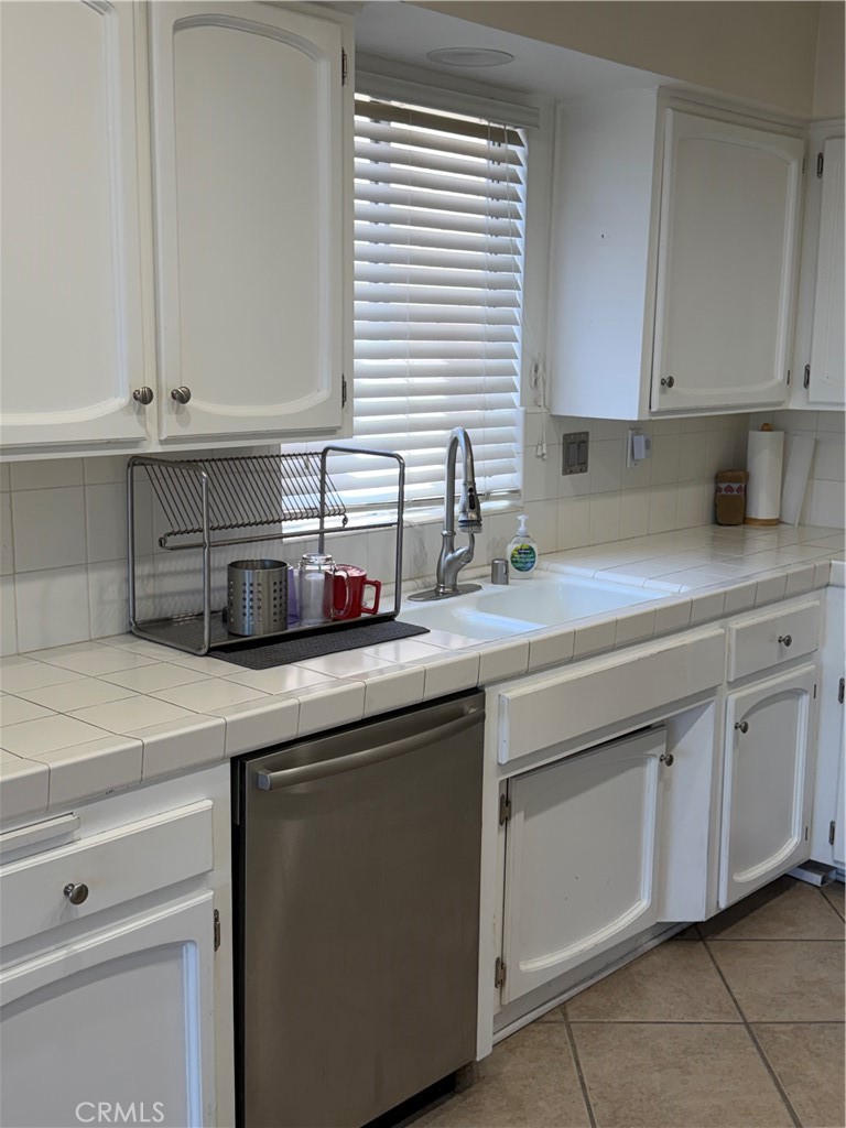 26623 Amhurst Court Property Photo 9