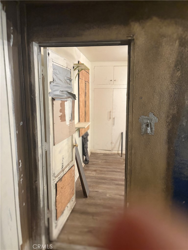 529 E 224th Street Property Photo 5