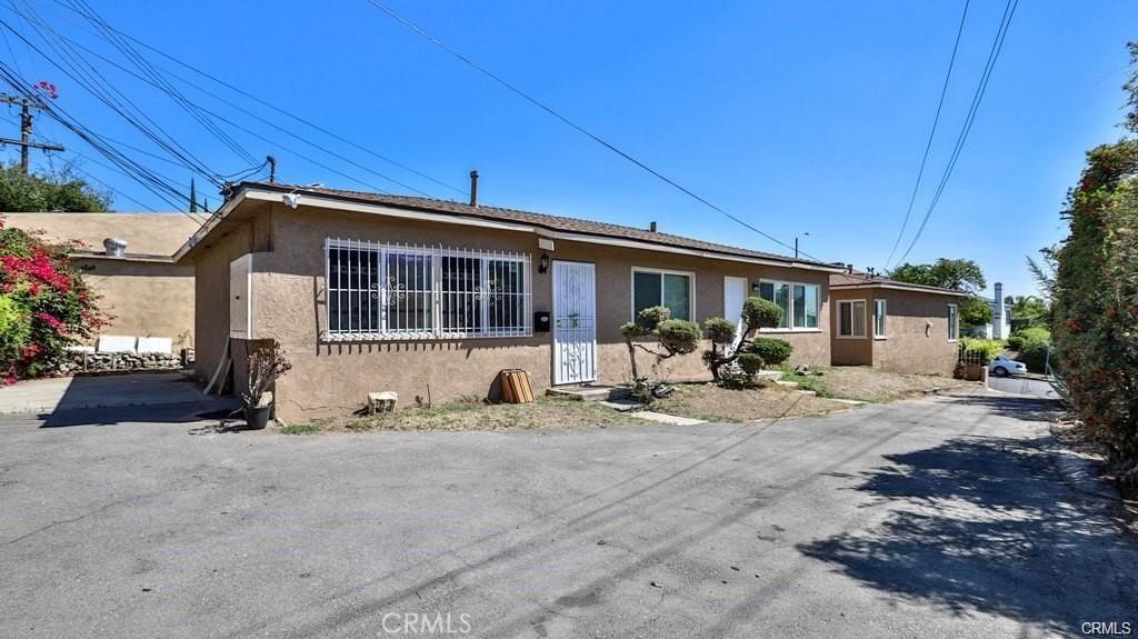 1877 S Cloverdale Property Photo 6