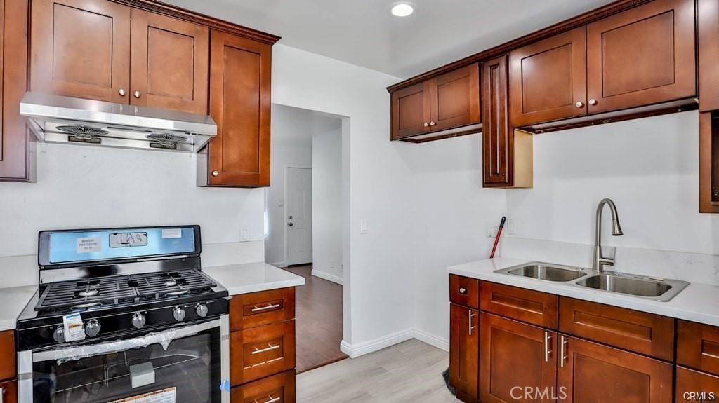 1877 S Cloverdale Property Photo 15
