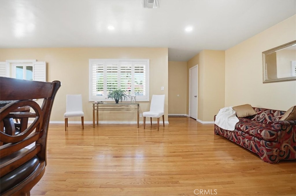 117 N Hartley Property Photo 4