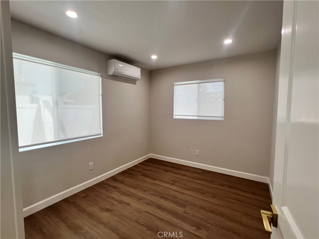 15785 Stanbrook Drive Property Photo 11