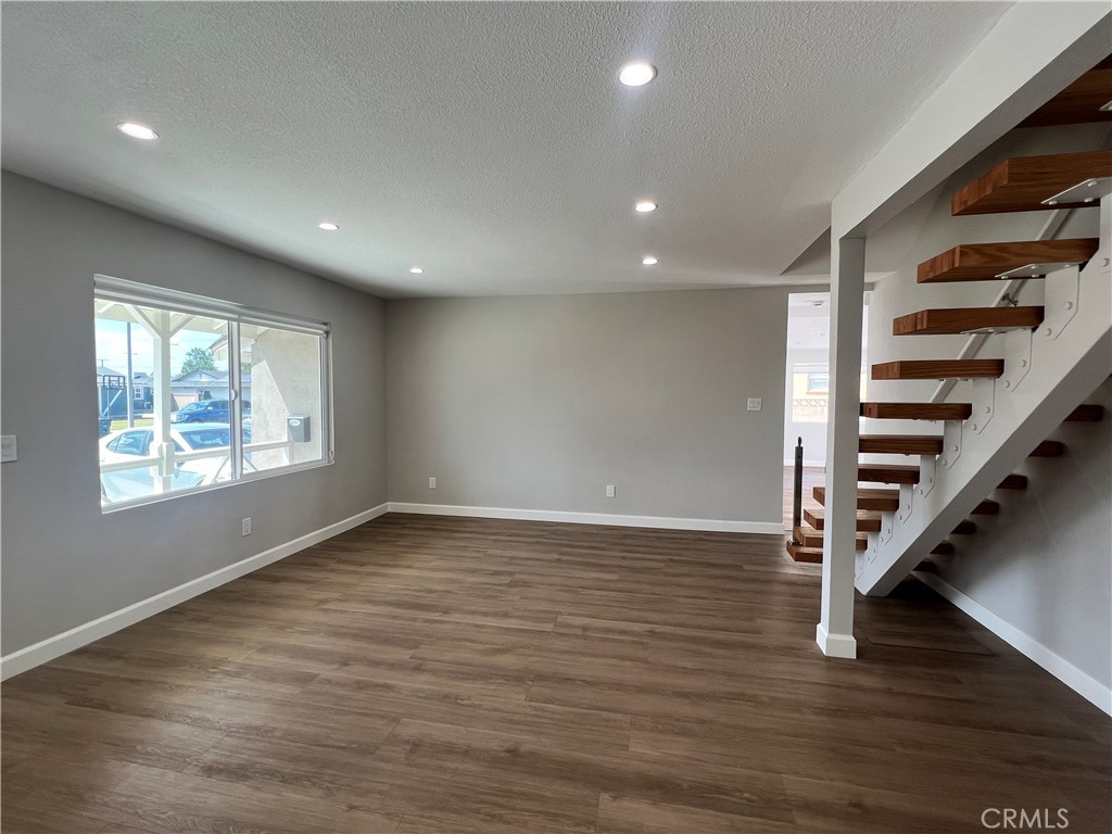 15785 Stanbrook Drive Property Photo 12