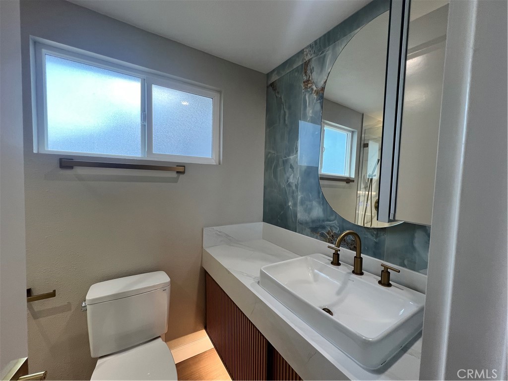 15785 Stanbrook Drive Property Photo 18