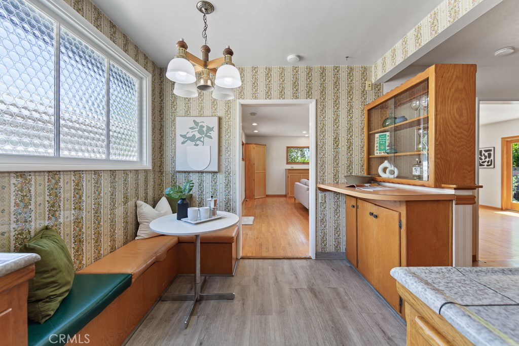 868 Stevely Property Photo 20