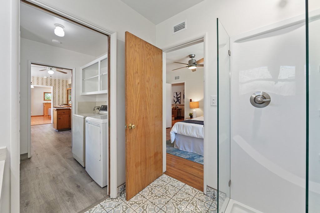 868 Stevely Property Photo 31