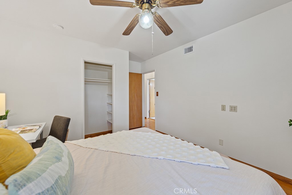 868 Stevely Property Photo 41