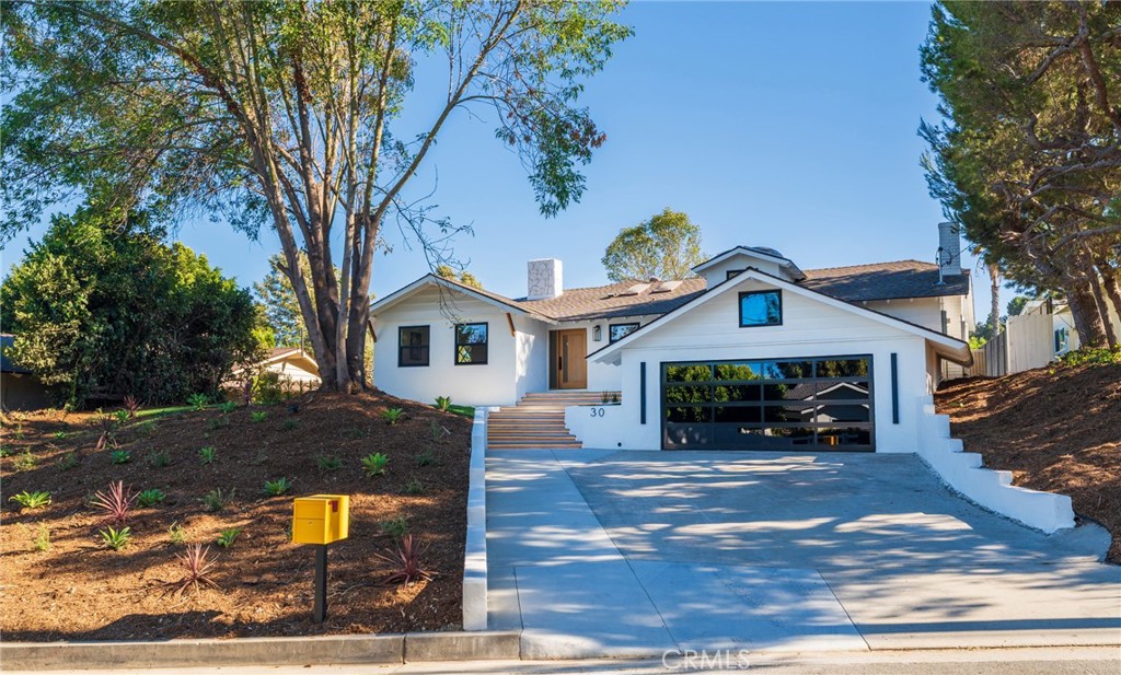 30 Santa Bella Rd Property Photo 1