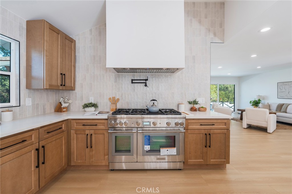 30 Santa Bella Rd Property Photo 11