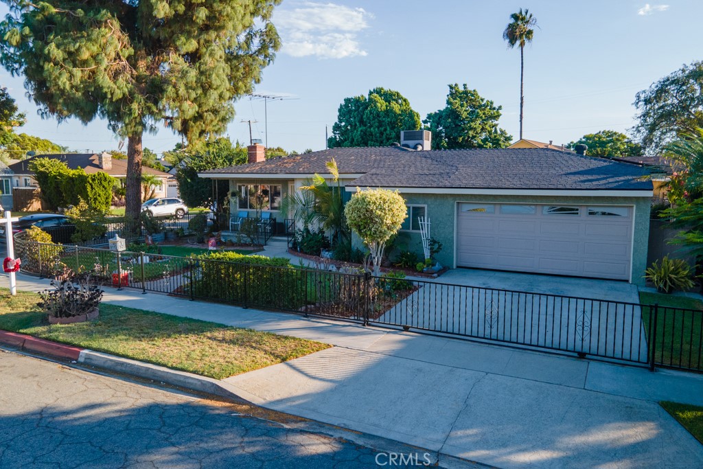11876 Lesser Property Photo 17