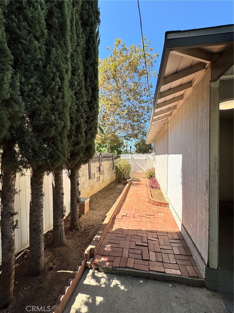 517 Lemon Property Photo 10