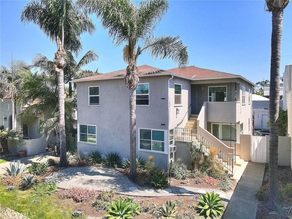 230 Mira Mar Avenue A Property Photo 2
