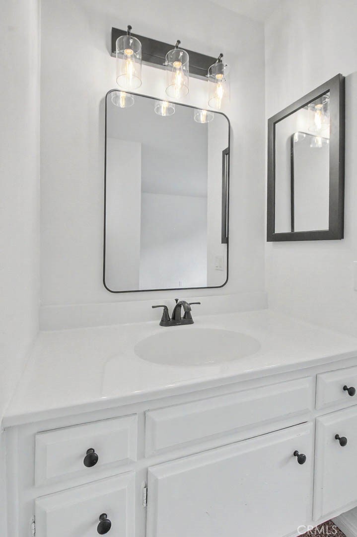 10702 Andy Property Photo 4