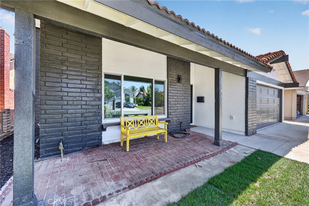 12412 Viarna Property Photo 26