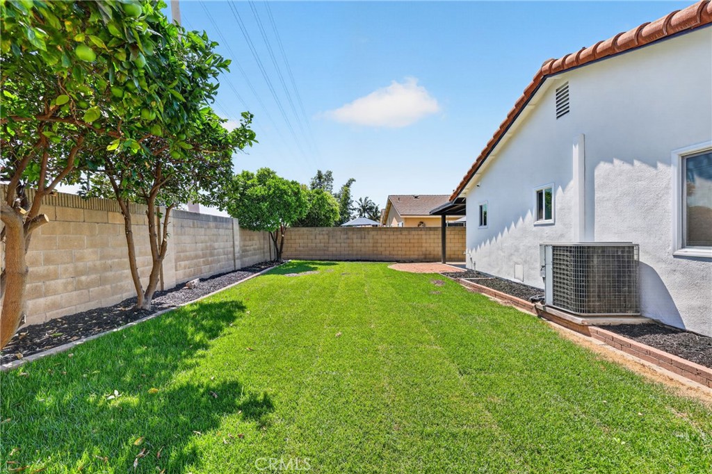 12412 Viarna Property Photo 27