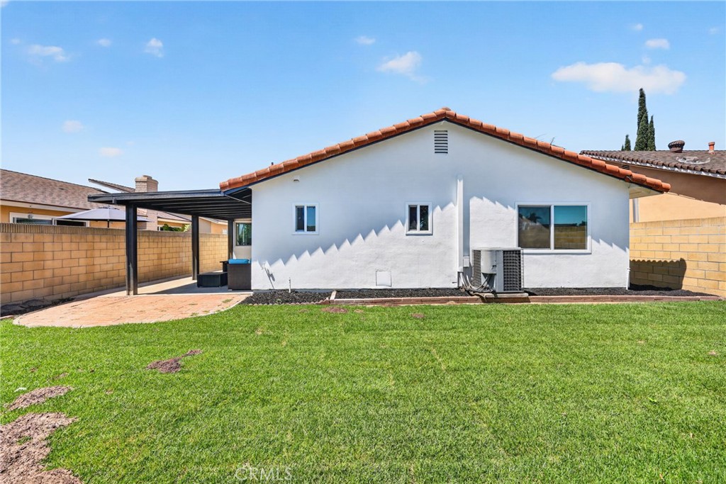 12412 Viarna Property Photo 28