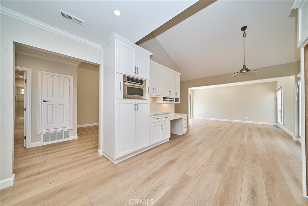 18315 Alfred Avenue Property Photo 10