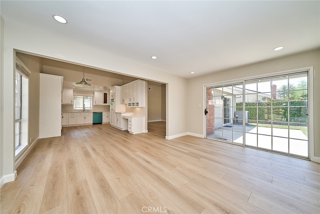 18315 Alfred Avenue Property Photo 11