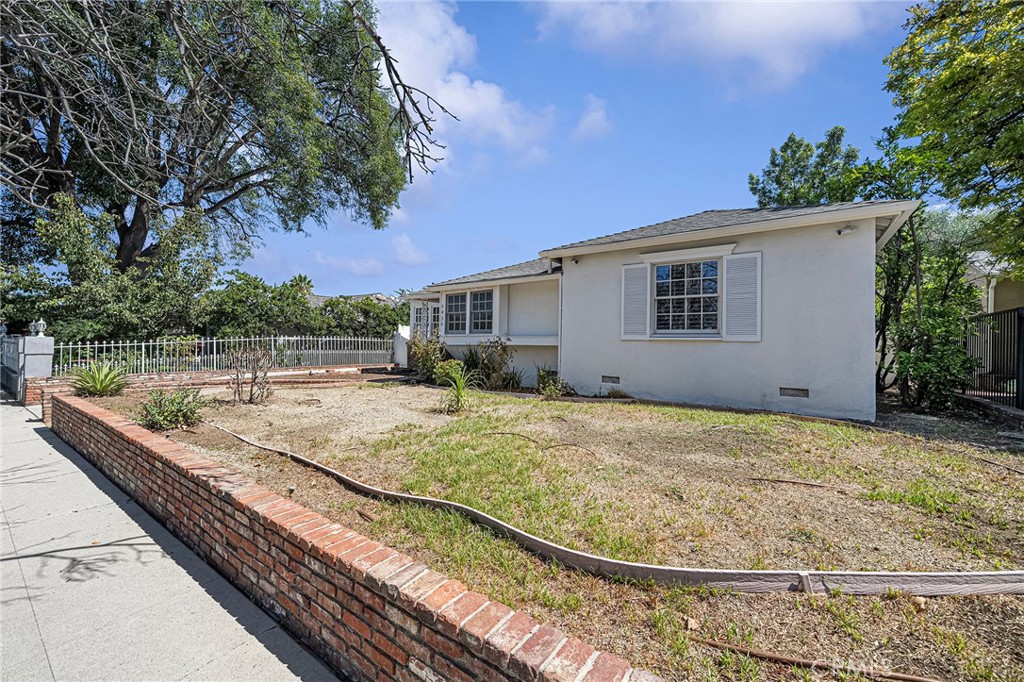 5436 Crebs Property Photo 7