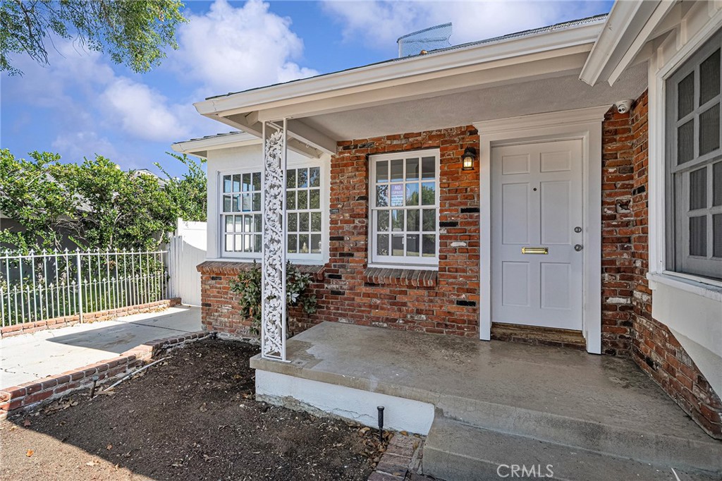 5436 Crebs Property Photo 10