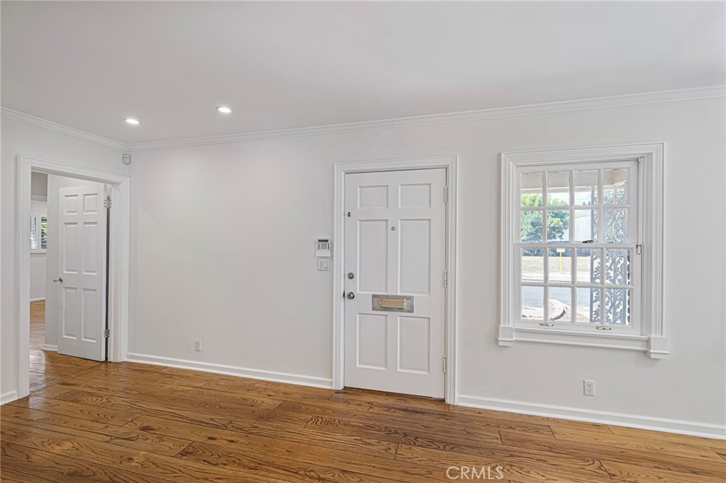 5436 Crebs Property Photo 11