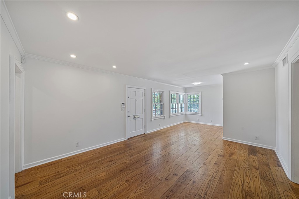 5436 Crebs Property Photo 13